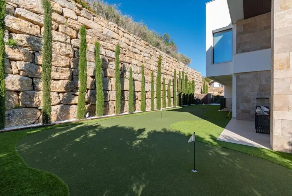 Giardino - Luxury Villa with Pool in Benahavís