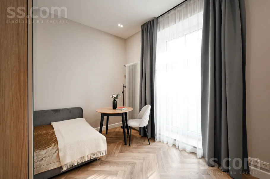 Chambres - Modern Studio with Co-working in Riga Centre