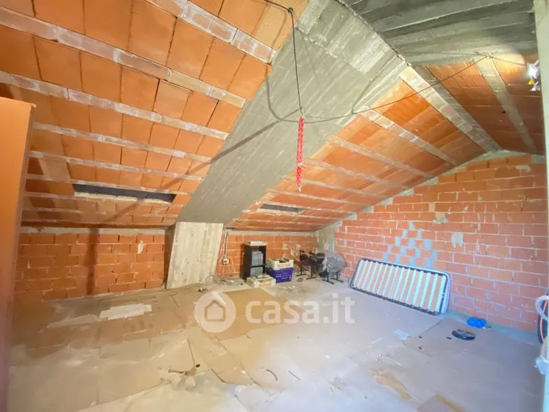 Toad - Three-Storey Villa with Private Garden in Mortara
