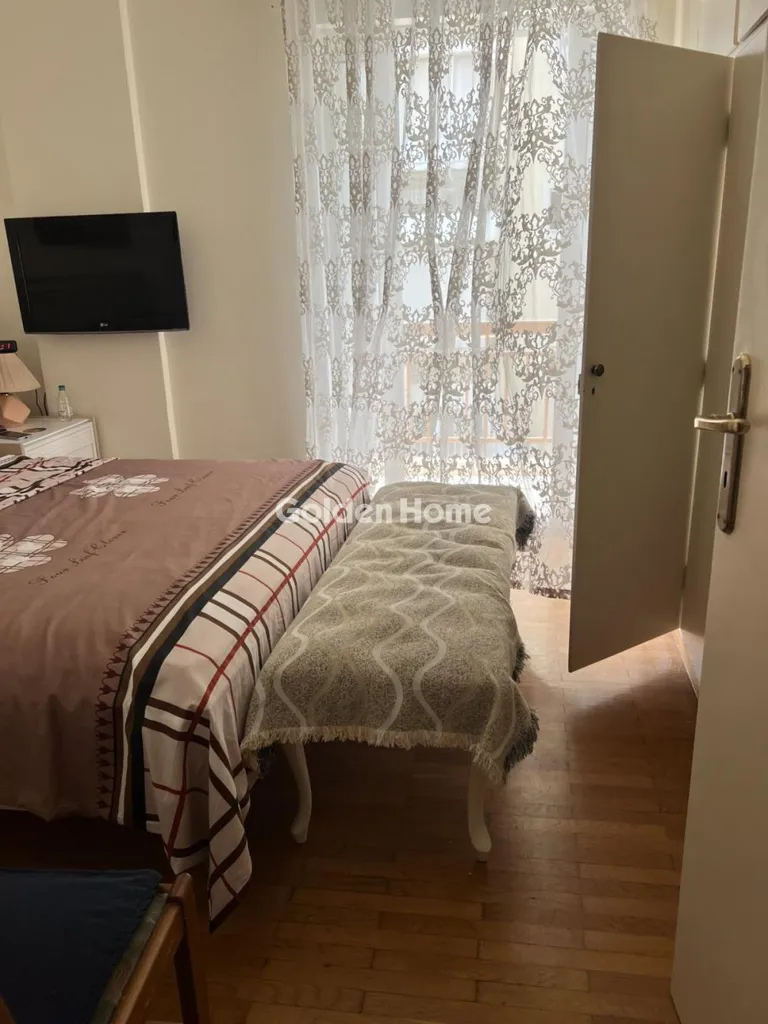 Chambres - Apartment with Balcony in Galatsi
