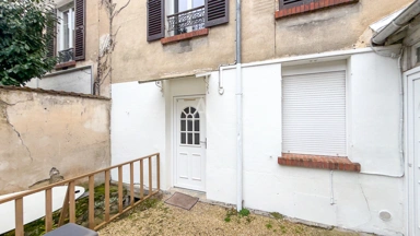 Aed - Studio with Courtyard View in Crosne