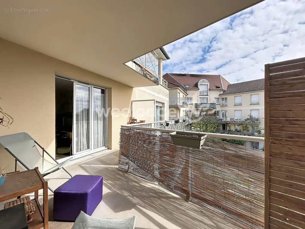 Balcon - Appartement avec Terrasse Sud-Est à Eragny