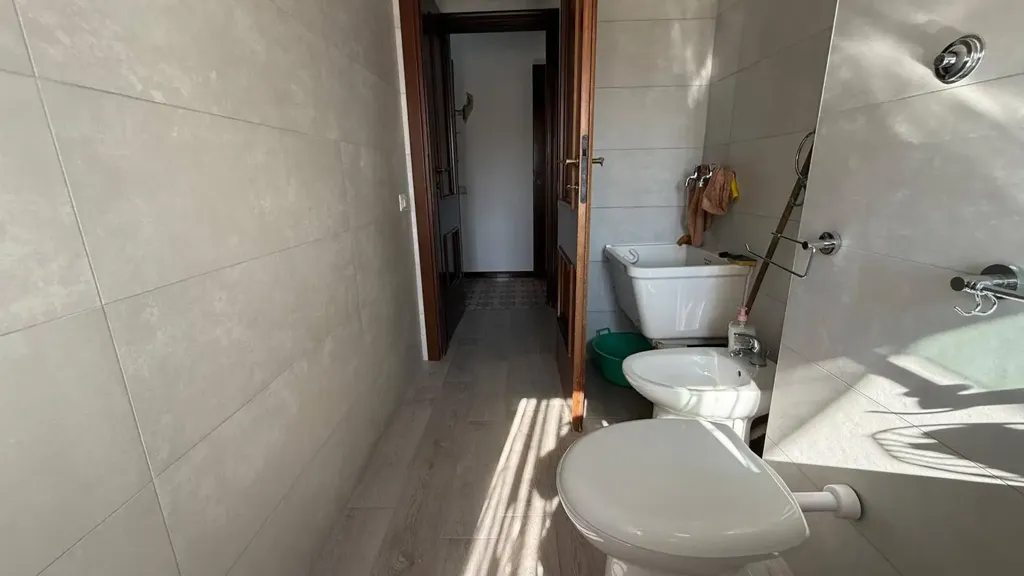 Salles de bain - Spacious Apartment with Balconies in Caserta
