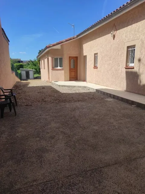 Esterno - Ground Floor House with Garden in Saint-Girons