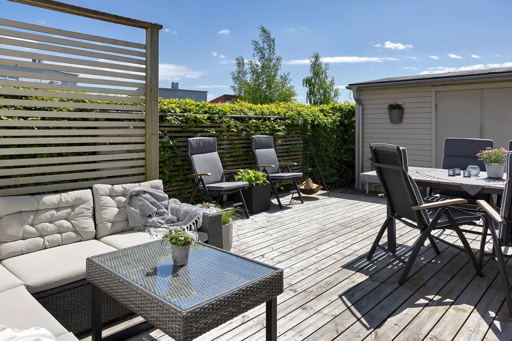 Terrasse - Terraced House with Garden in Tölö