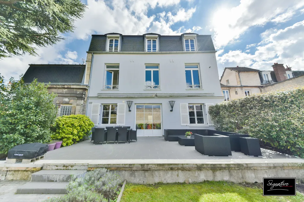 Terrass - Apartment with Garden in Chantilly Centre