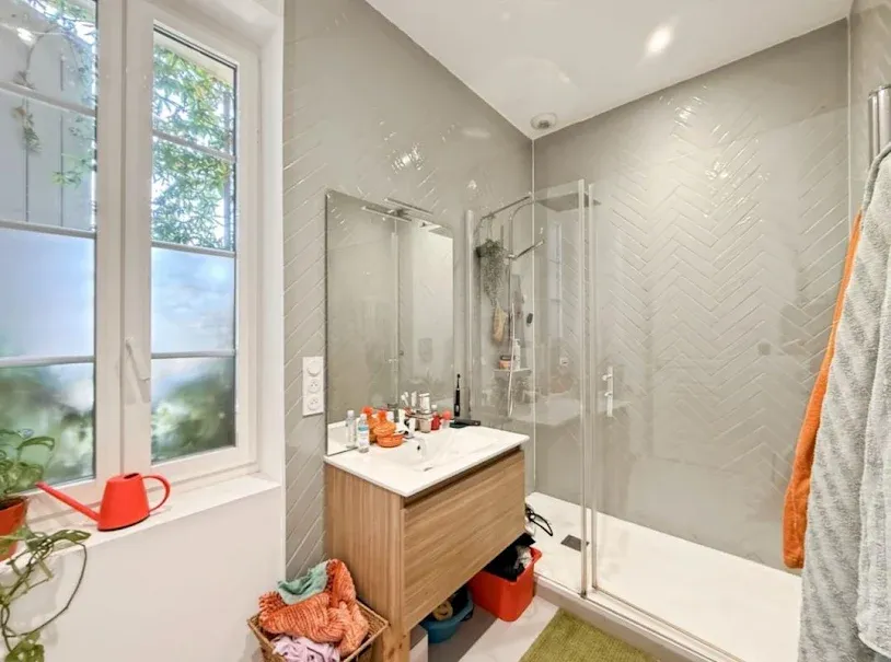 Salles de bain - Appartement 4 Pièces avec Climatisation à Mont-de-Marsan