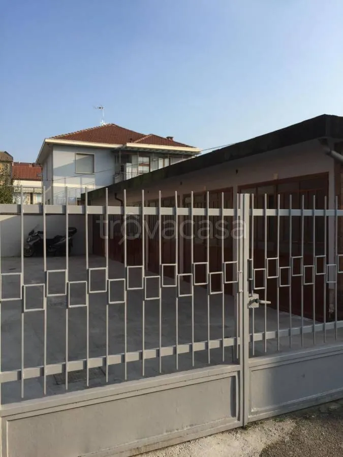 Välivaade - Trilocale with Balcony in Moncalieri