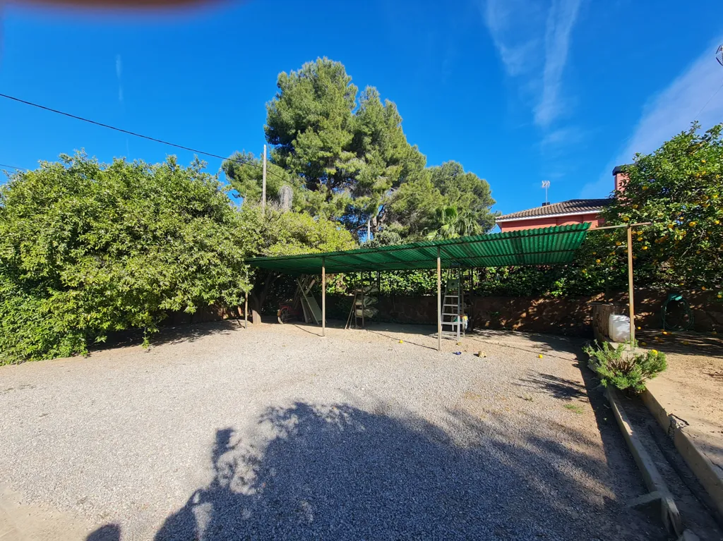 Extérieur - Señorial Chalet for Renovation with Pool in La Cañada