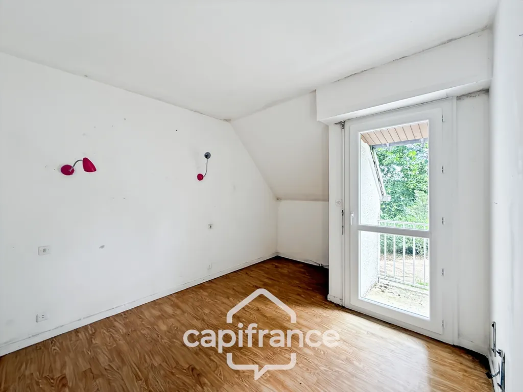 Chambres - Maison Familiale avec Grand Terrain Arboré à Guern