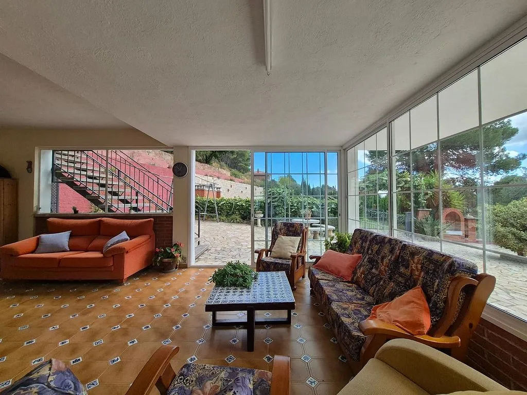 Elutuba - Chalet with Pool and Terrace in Cervelló