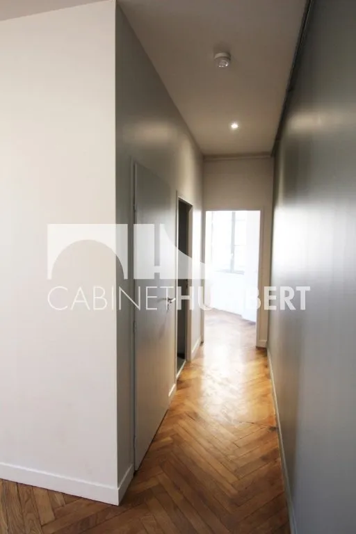 Ingresso - Architect-Designed Flat in City Centre