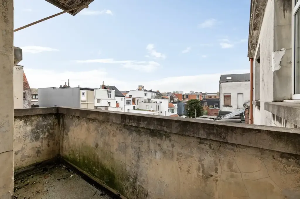 balcony