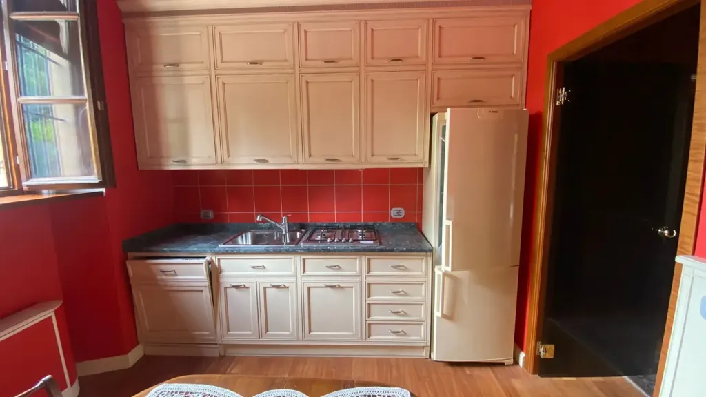 Cuisine - Architecturally Unique Ground Floor Apartment in Piacenza