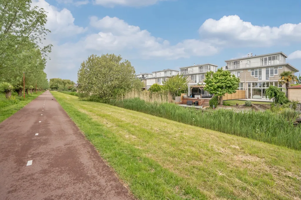 Extérieur - Waterfront 2-Under-1-Cap Villa in Rokkeveen Zuid
