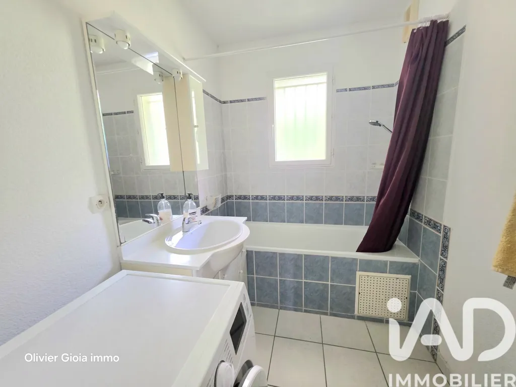 Bathrooms - T2 Apartment with Garden in Narbonne