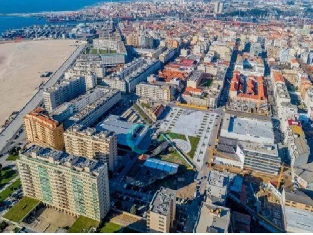 Õhuvaade - 1-Bed Flat with Garage in Matosinhos