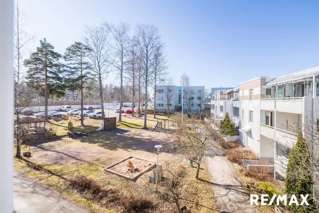 Garden - Apartment with Balcony in Helsinki Vesala