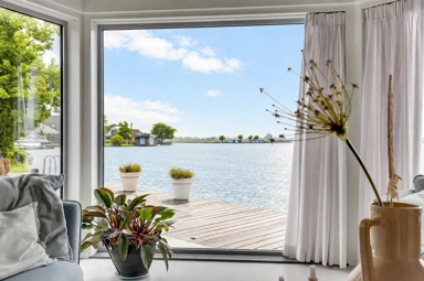 Soggiorno - Waterfront Villa with Steiger in Oud Ade