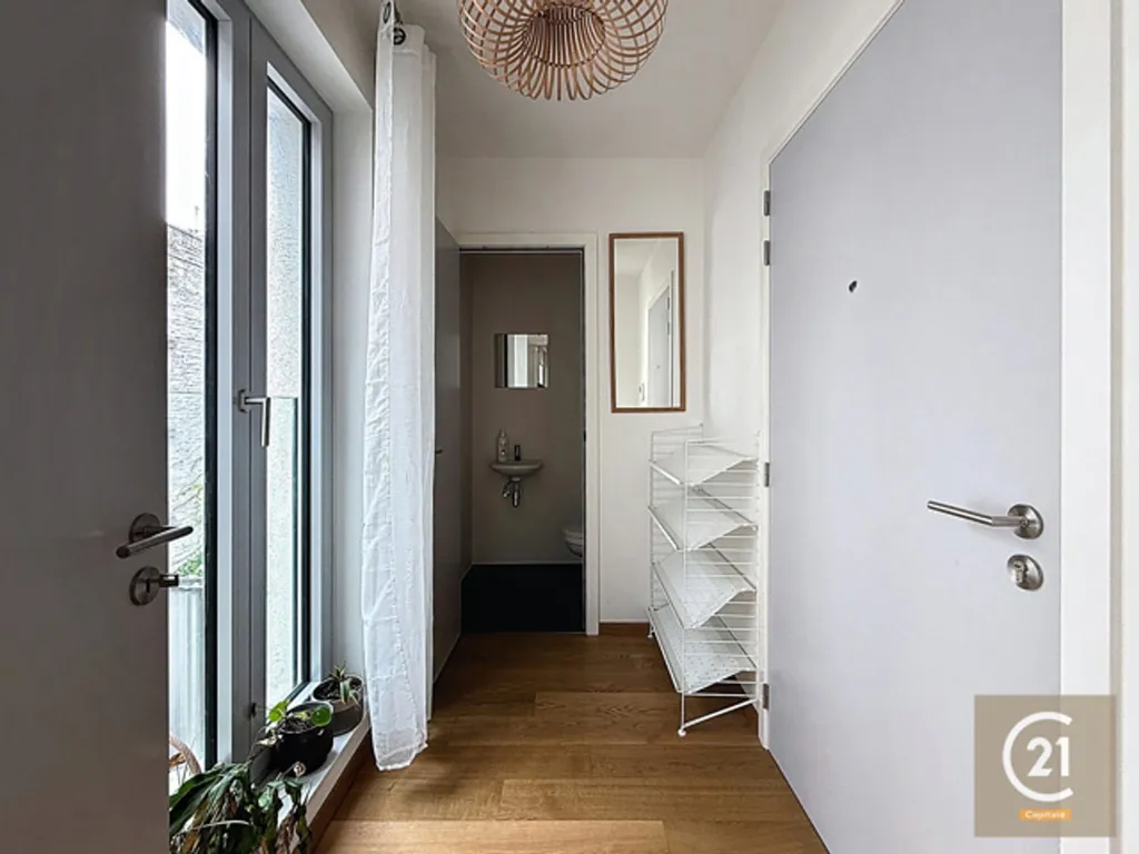 hallway_entrance