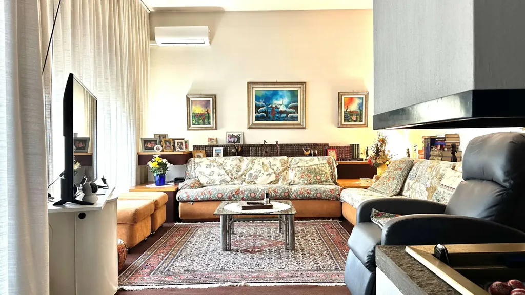 Séjour - Villa with Private Garden in Castano Primo
