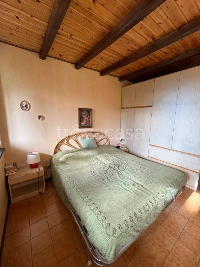 Magamistoad - Rustic Apartment with Mountain View in Roburent