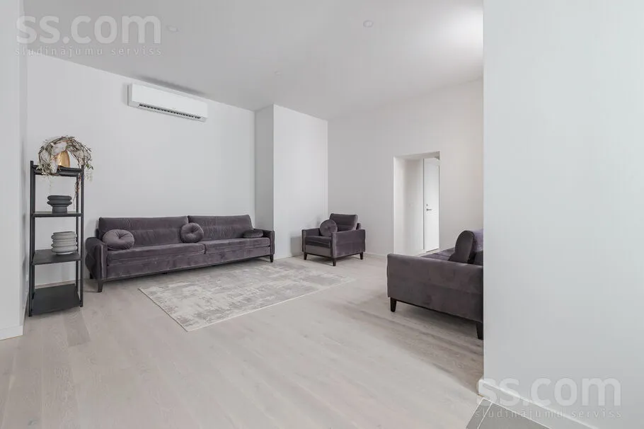 Appartement 3 pièces à Rīga