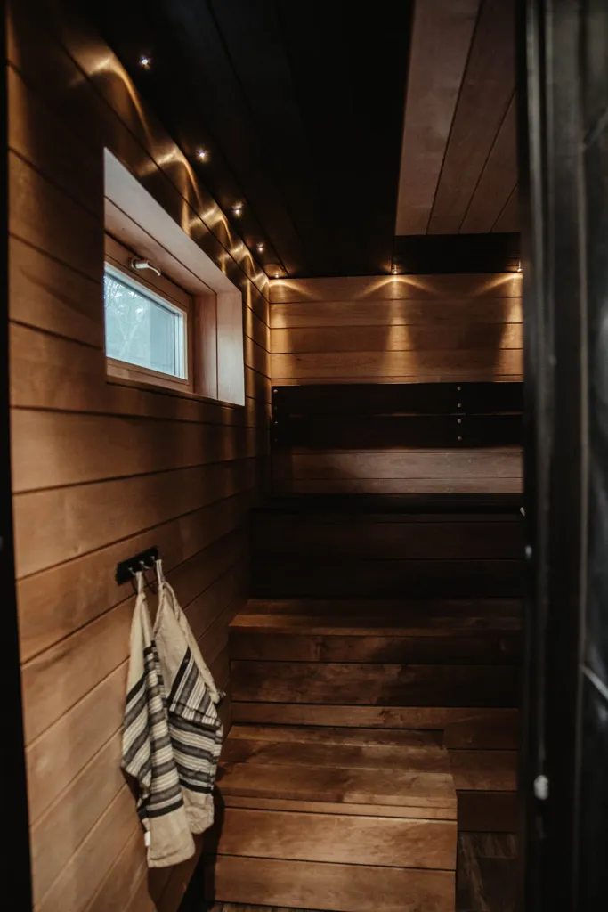 Toad - Reconstructed House with Sauna in Estonia