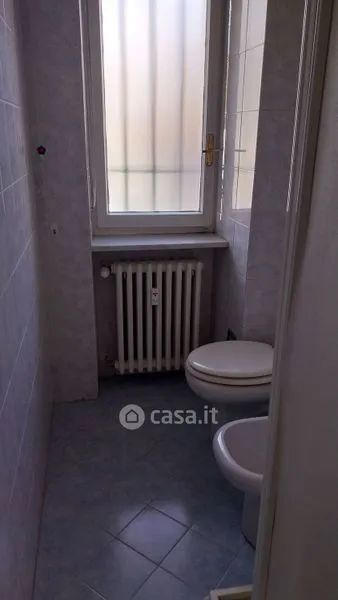 Salles de bain - Spacious 2-Bedroom Apartment in Torino