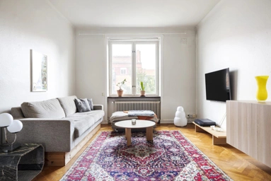 Living Room - Charming 1930s Flat with Garden in Värnhem
