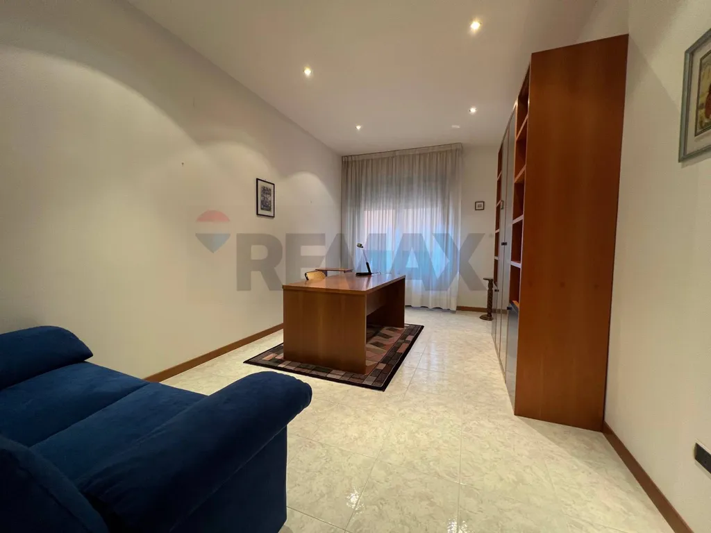 Office - Apartment with Balcony in Chieti Centre