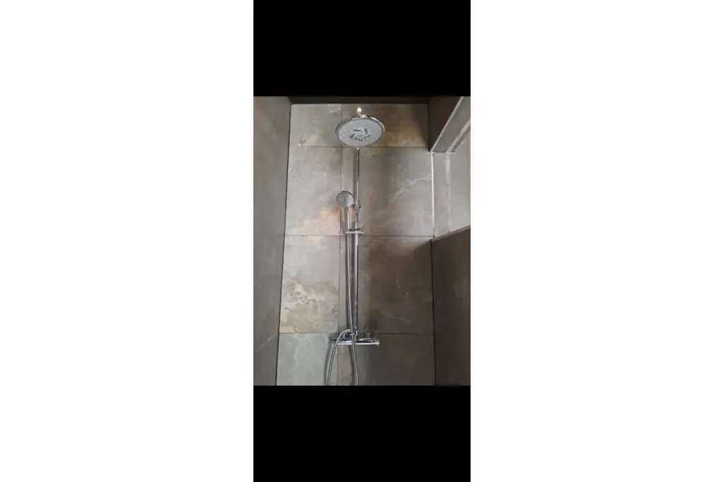 Salles de bain - Appartement 2 Chambres à Schaerbeek avec Parking Optionnel