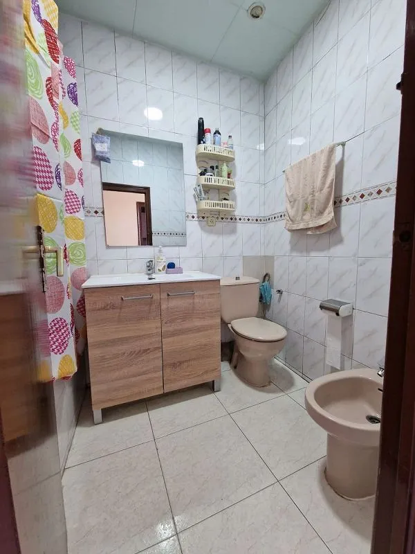 Salles de bain - Apartment with Balcony in El Raval, Barcelona