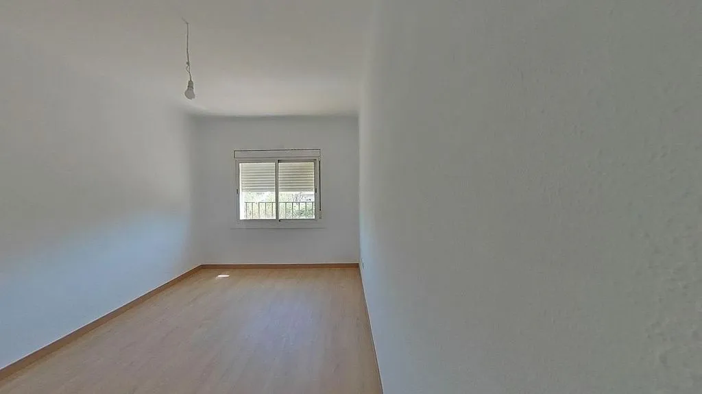 Toad - 3-Bedroom Apartment in Mollet del Vallès