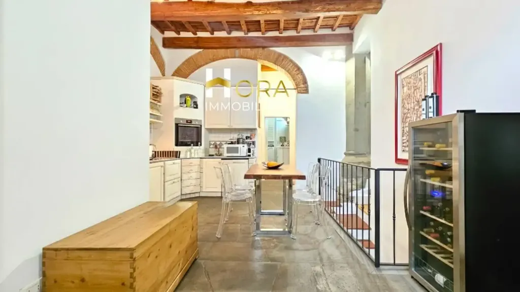 Cuisine - Historic Trilocale in Florence's Castello