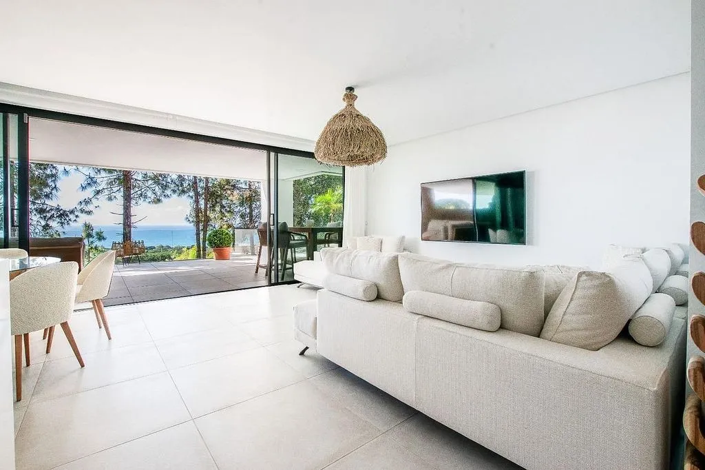Elutuba - Duplex with Sea View and Pool in Marbella