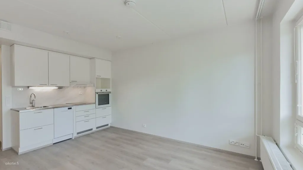 Köök - Modern Studio with Parquet Balcony in Hakunila