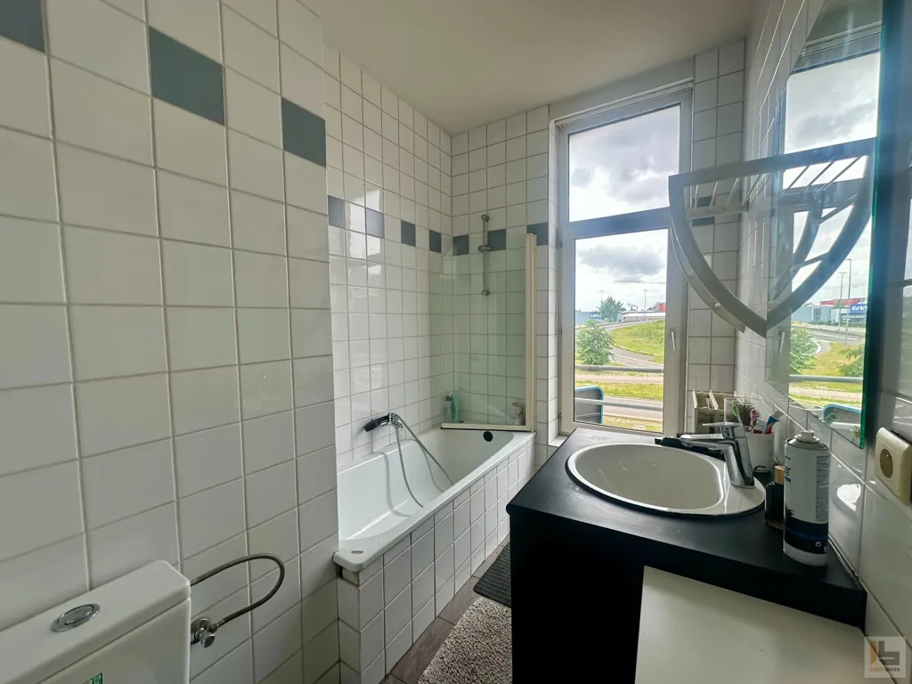 Bathrooms - Apartment with Terrace in Gentbrugge