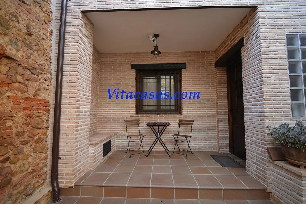 Terrass - Rustic Chalet with Pool in Robledillo de Mohernando