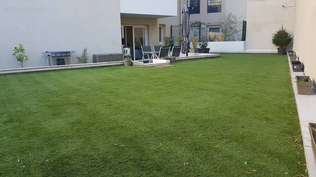 Jardin - Appartement T2 en RDC avec Jardin à Martigues