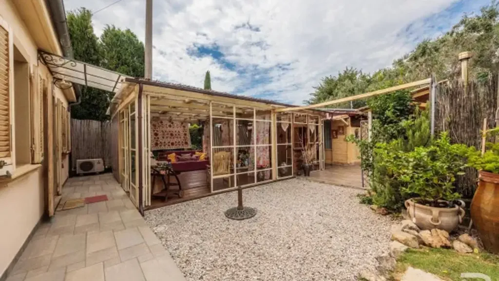 Terrass - Rustic Villa with Solar Panels in Rosignano Marittimo