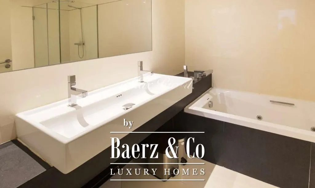 Bagni - Seafront Flat with Terrace in Barcelona