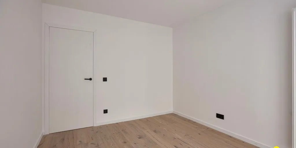 Toad - Renovated Apartment with Beach Proximity in De Panne