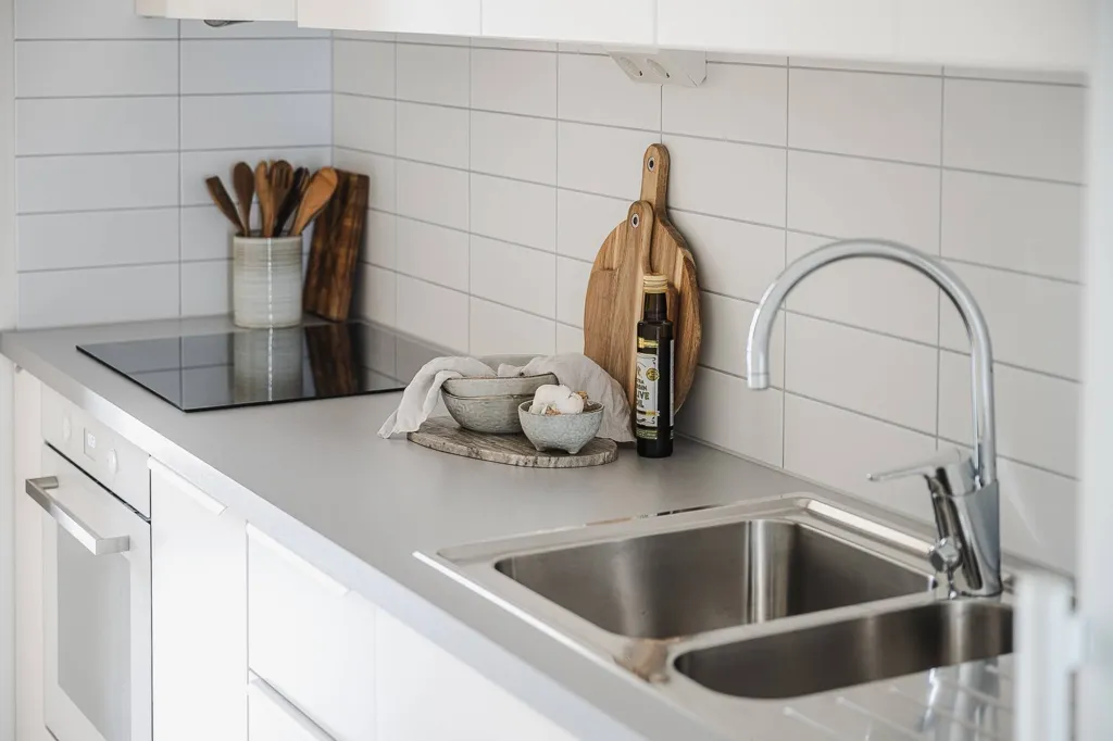 Kitchen - Modern Flat with Garden in Old Bålsta