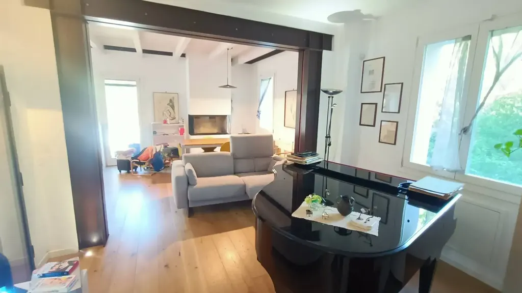 Séjour - Villa with Private Park in Rignano Sull'Arno