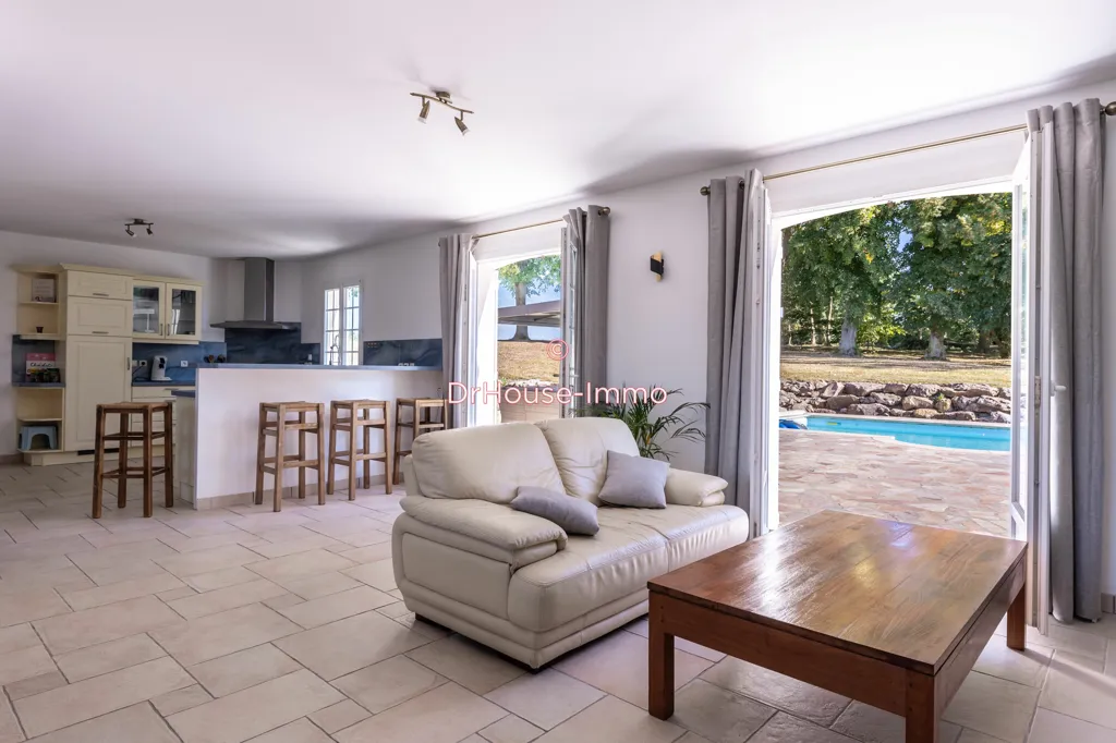 Séjour - Maison Moderne avec Piscine à Prunay-le-Temple