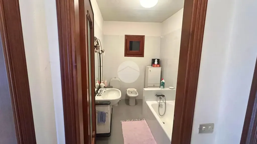 Bathrooms - Independent House with Panoramic View in Vigolo