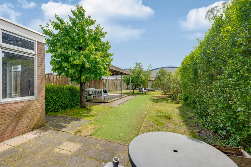 Jardin - Two-Storey House with Garden in Rijen