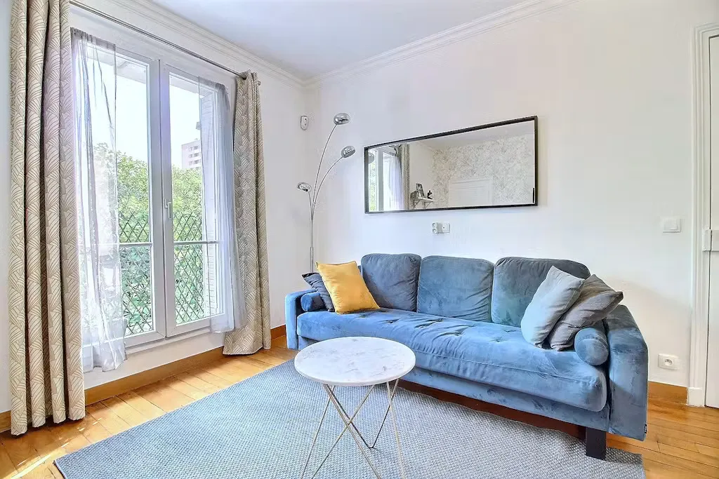 Elutuba - Furnished Flat with Washer on Boulevard Vincent Auriol
