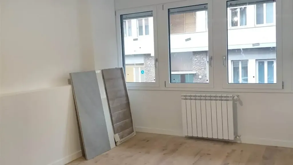 Pièces - Rustic-Style Apartment with Veranda in Florence